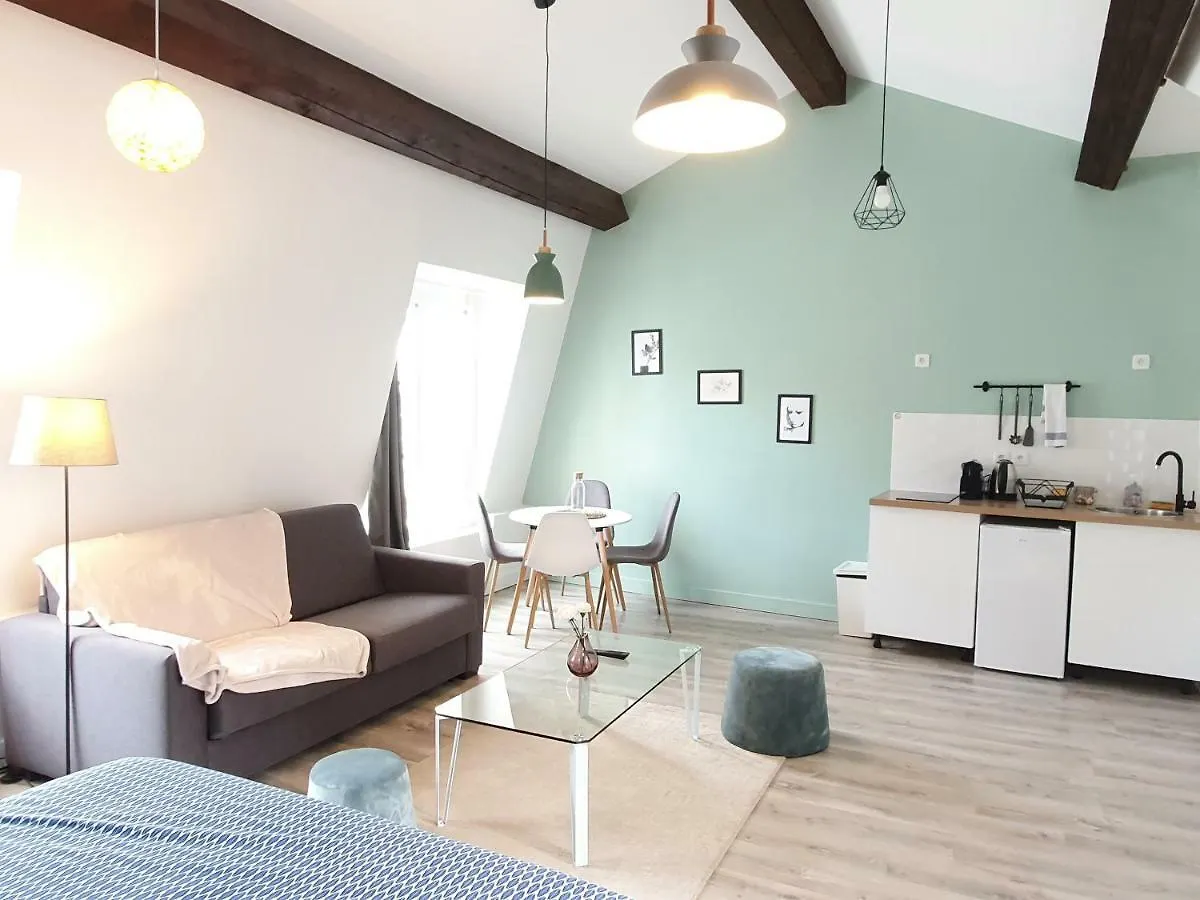 Sweet Aparthotel 2*